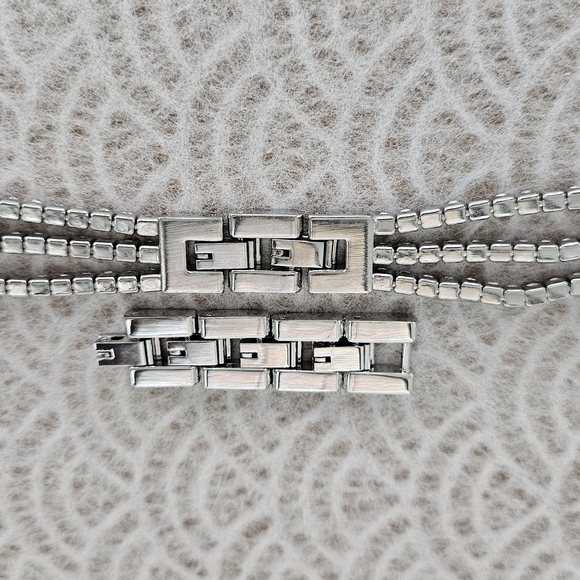 Fitbit Watch Band - Picture 2 of 5